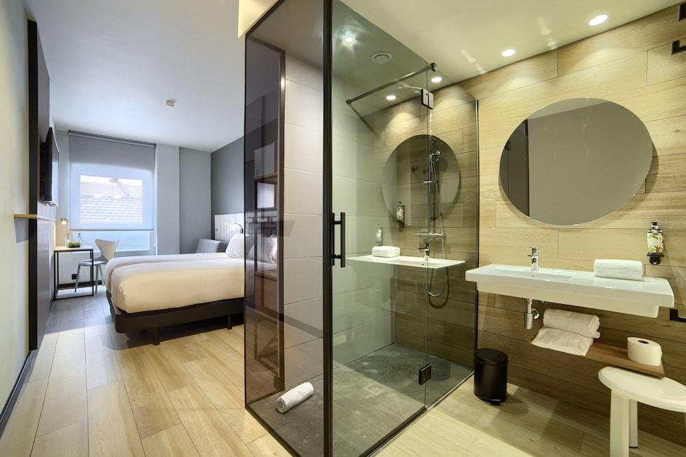 Voco - By Ihg Hotel Bilbao